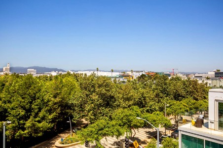 Enlarge photo 59