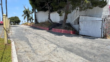 Enlarge photo 54