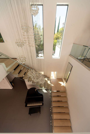 Enlarge photo 52