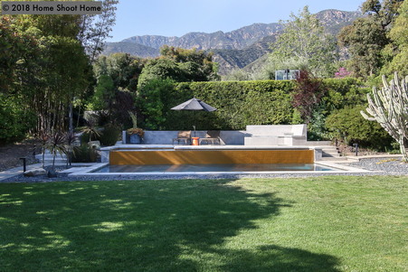Enlarge photo 27