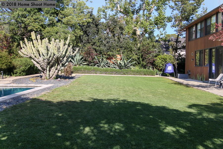 Enlarge photo 22