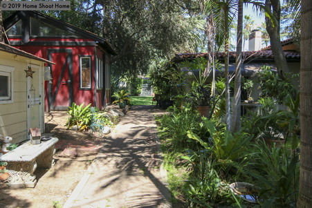 Enlarge photo 38