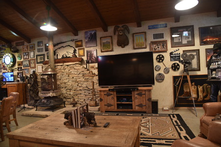 Enlarge photo 130
