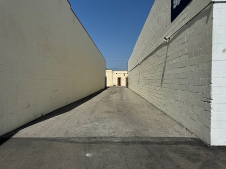 Enlarge photo 48
