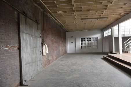 Enlarge photo 33