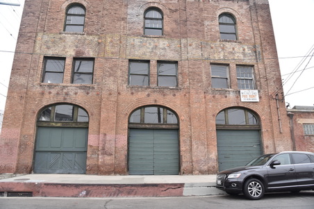 Enlarge photo 37