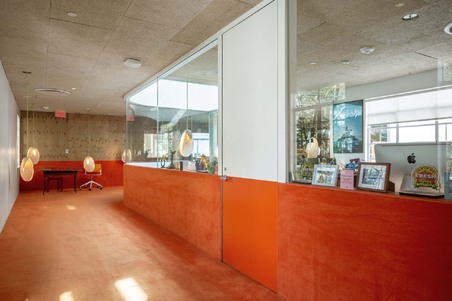Enlarge photo 72