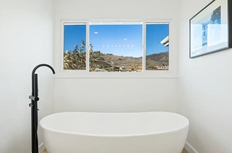 Enlarge photo 25