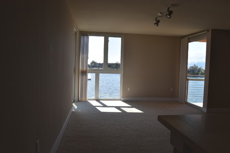 Enlarge photo 106
