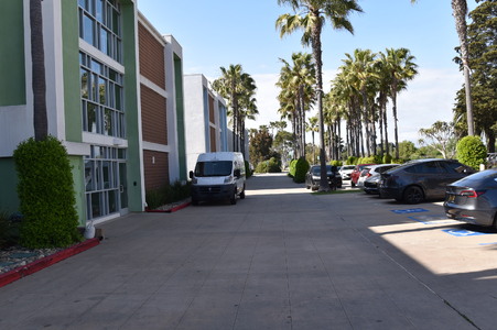Enlarge photo 23