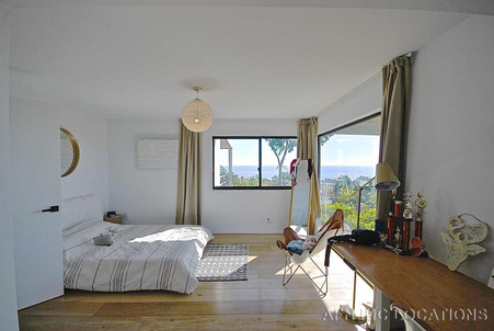 Enlarge photo 48