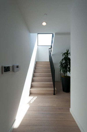 Enlarge photo 29