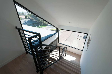 Enlarge photo 35