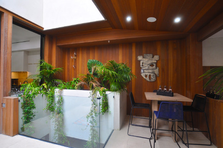 Enlarge photo 15
