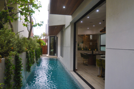 Enlarge photo 35