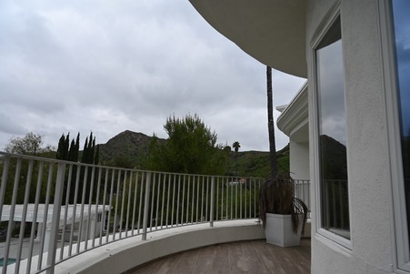 Enlarge photo 59