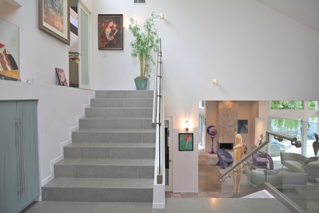 Enlarge photo 63
