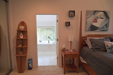 Enlarge photo 107