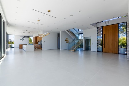 Enlarge photo 36