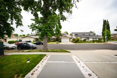 13338 Albers St. 