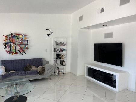 Enlarge photo 28