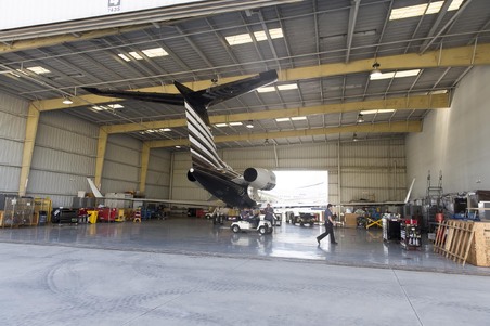 Van Nuys LA_Clacy Lacy Aviation