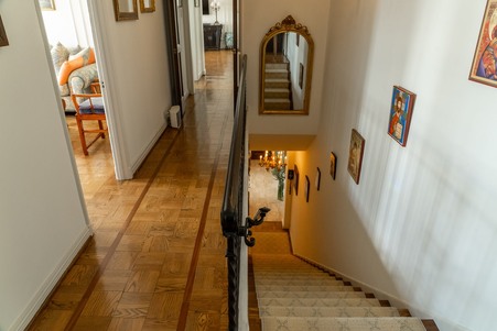 Enlarge photo 83