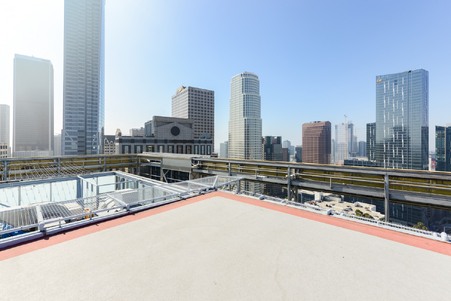 Enlarge photo 53