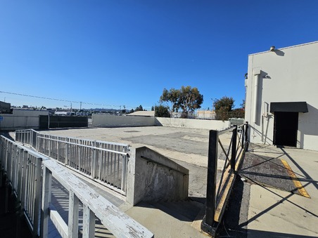 Enlarge photo 44
