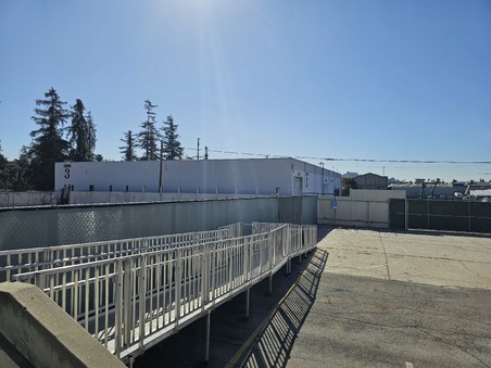 Enlarge photo 47