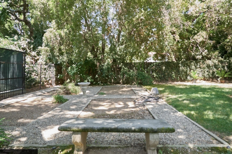 Enlarge photo 3