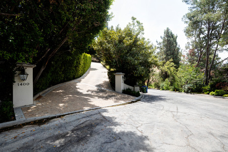 Enlarge photo 35