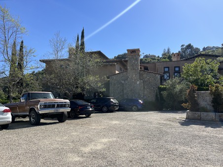 Benedict Canyon Lake House 1