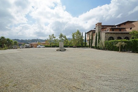 Enlarge photo 40