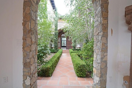Enlarge photo 52