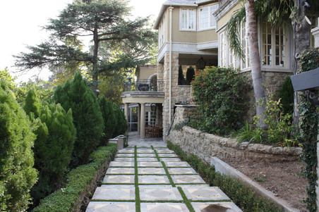 Enlarge photo 13