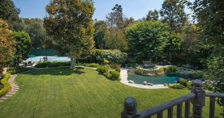 Enlarge photo 34