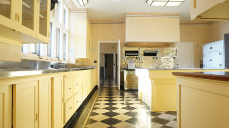 Enlarge photo 77