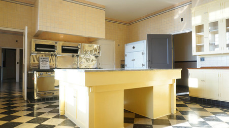 Enlarge photo 47