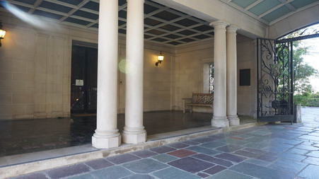 Enlarge photo 53