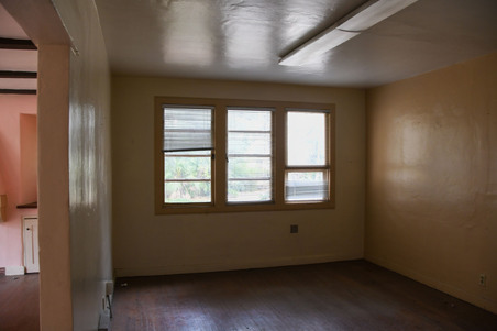 Enlarge photo 10