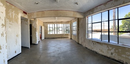 Enlarge photo 25