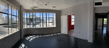Enlarge photo 8