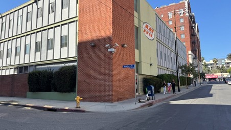 Enlarge photo 2