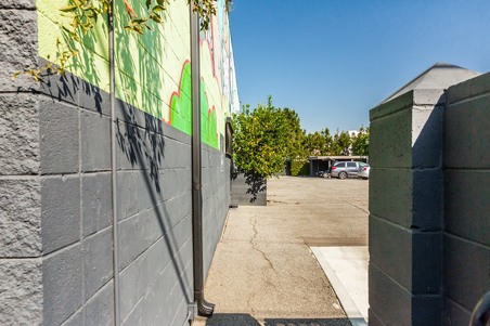 Enlarge photo 49