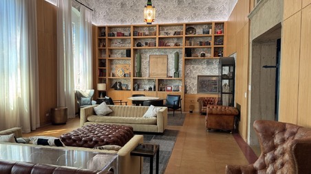 Enlarge photo 2