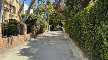 Enlarge photo 25