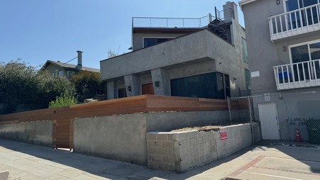 Enlarge photo 62