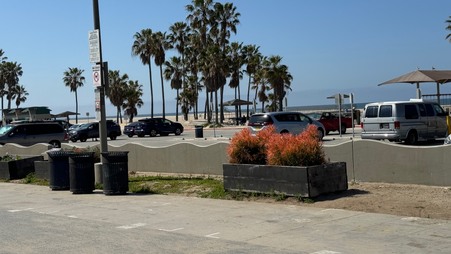 Enlarge photo 75