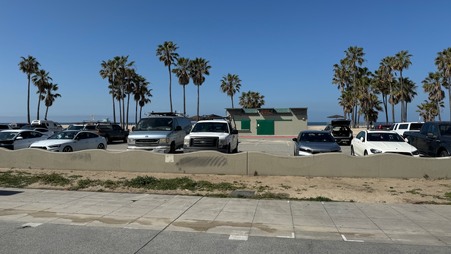 Enlarge photo 17